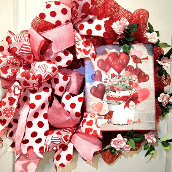 Love Wreath Birds Roses Deco Mesh Bows - Picture 4 of 6